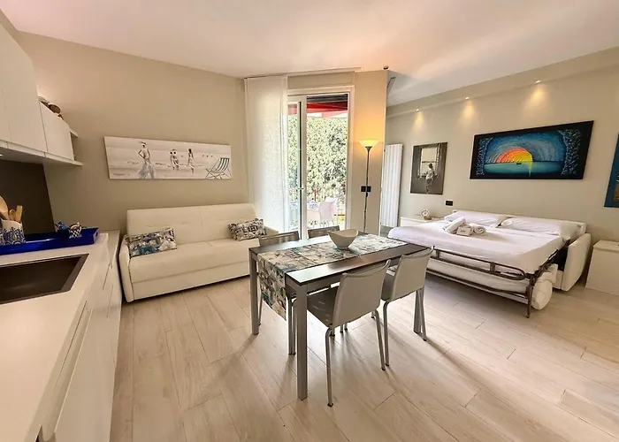 Appartement Mazzini 169 - *